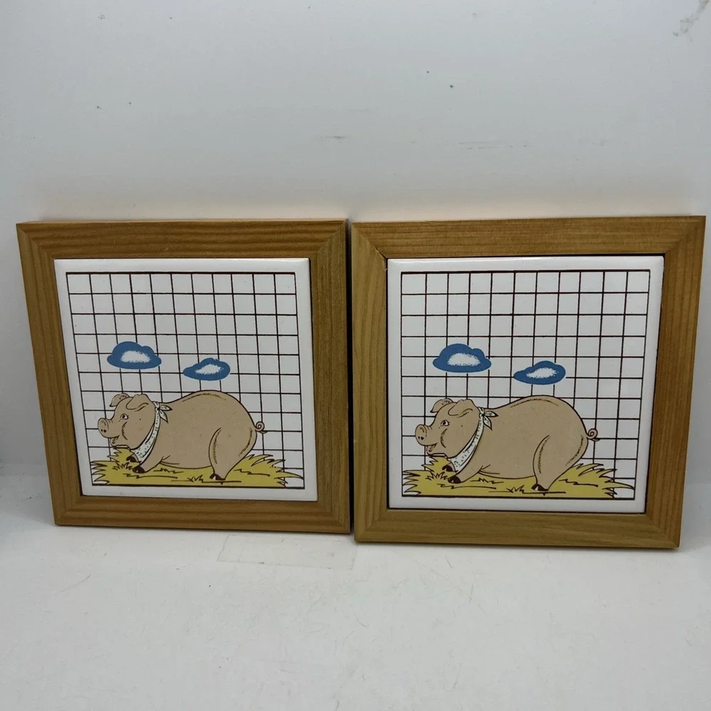 2‎ PIG LOVERS Vintage Ceramic Kitchen Decor, Pig Ceramic in Wood Frame 5.5